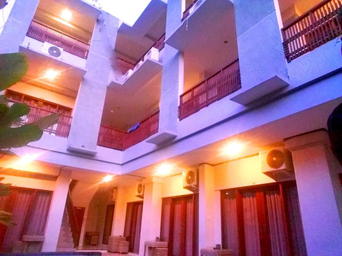 Reddoorz At Kerobokan Seminyak 2 Екстер'єр фото