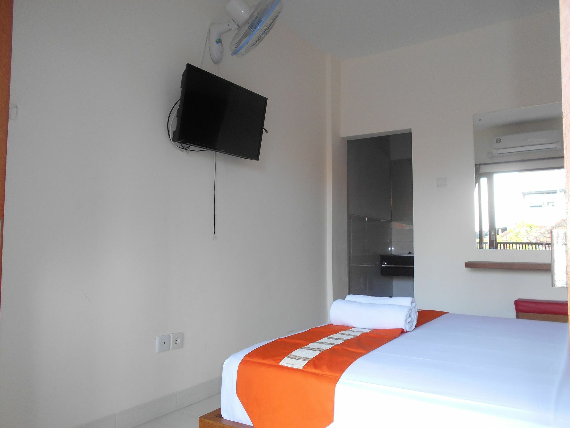 Reddoorz At Kerobokan Seminyak 2 Екстер'єр фото