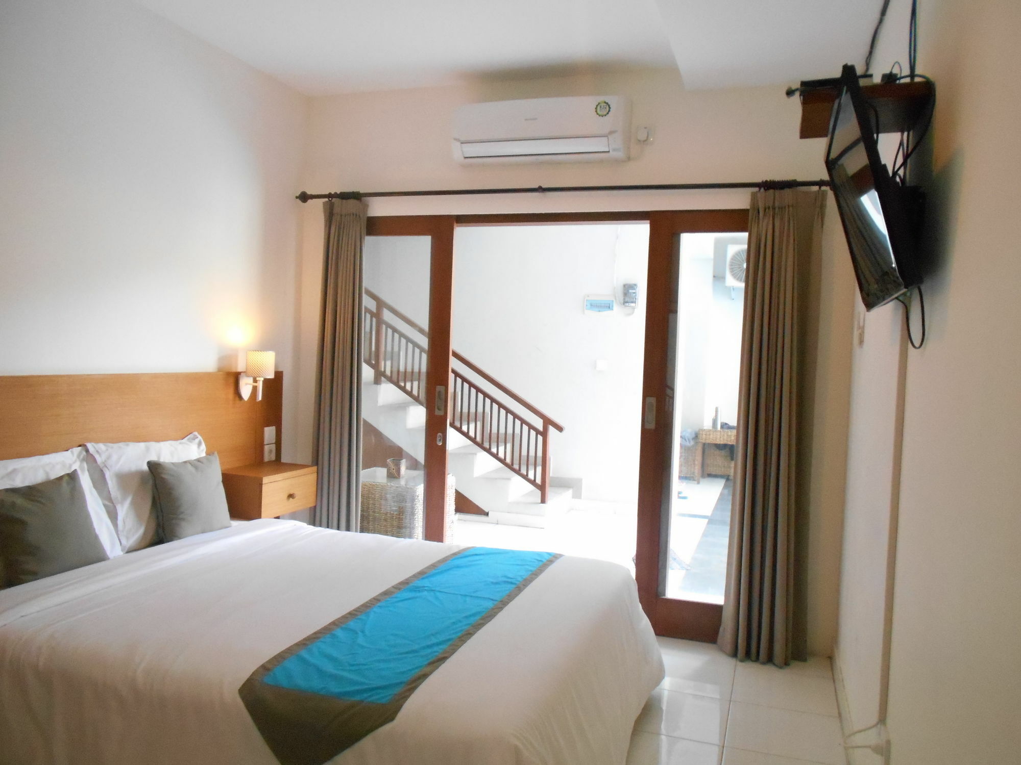 Reddoorz At Kerobokan Seminyak 2 Екстер'єр фото