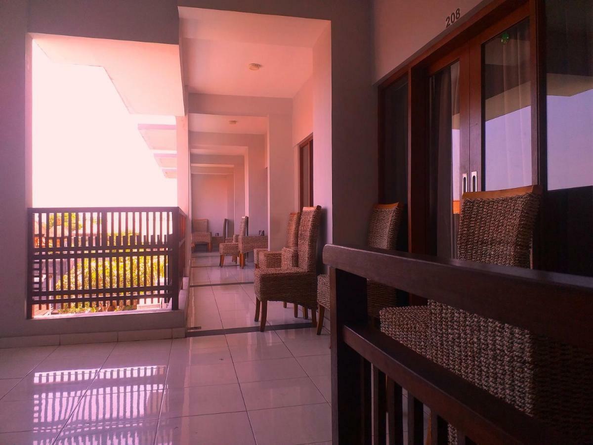 Reddoorz At Kerobokan Seminyak 2 Екстер'єр фото